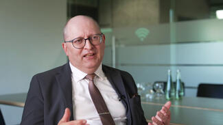 Stefan Düll: Wie man den Lehrerberuf attraktiver machen kann (Video)