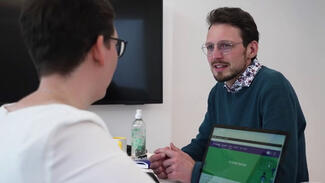 Lehrkräfte müssen Digital- und KI-Kompetenzen erwerben und vermitteln (Video)